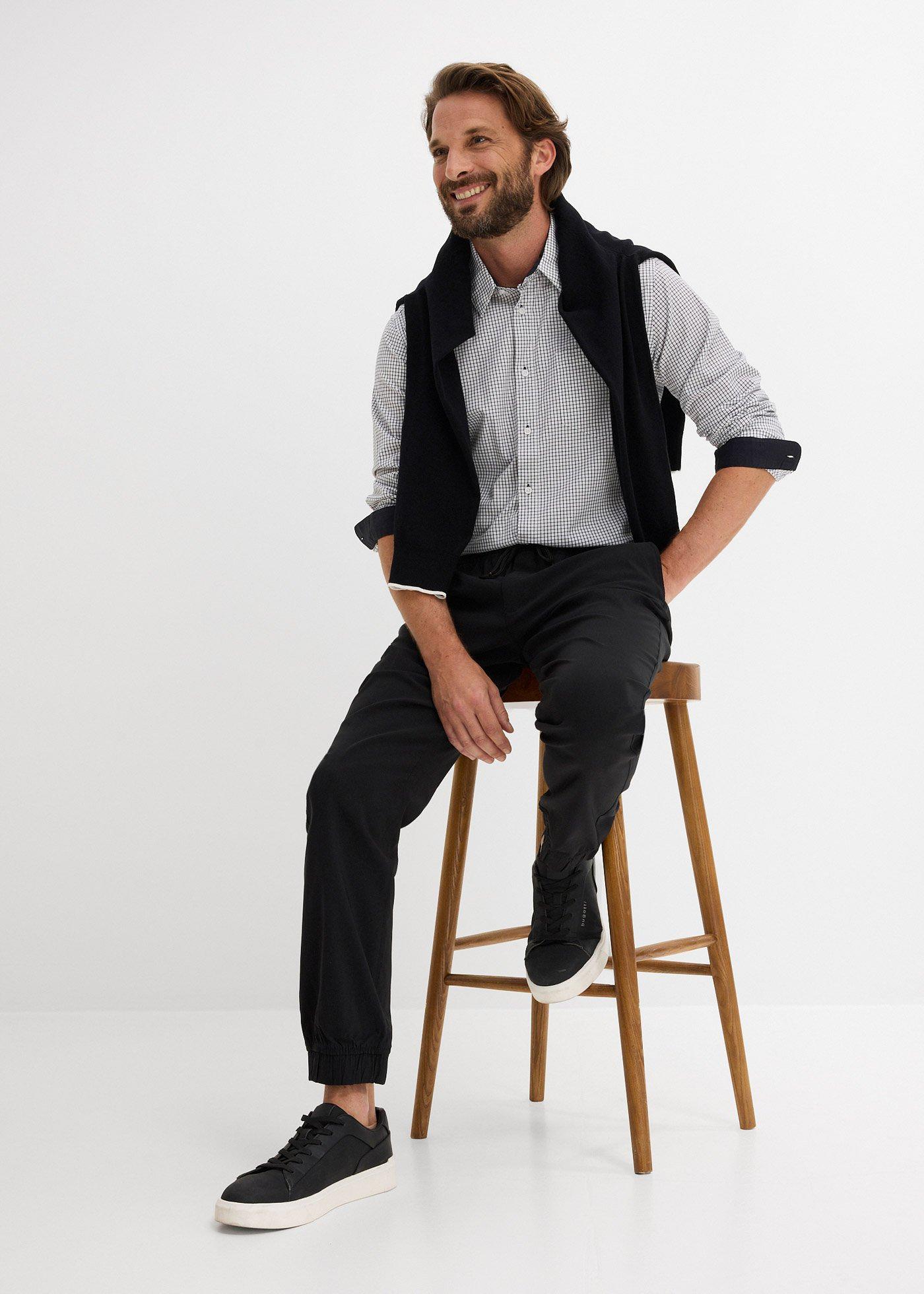 Spodnie z gumką w talii, straight, relaxed fit - Bonprix