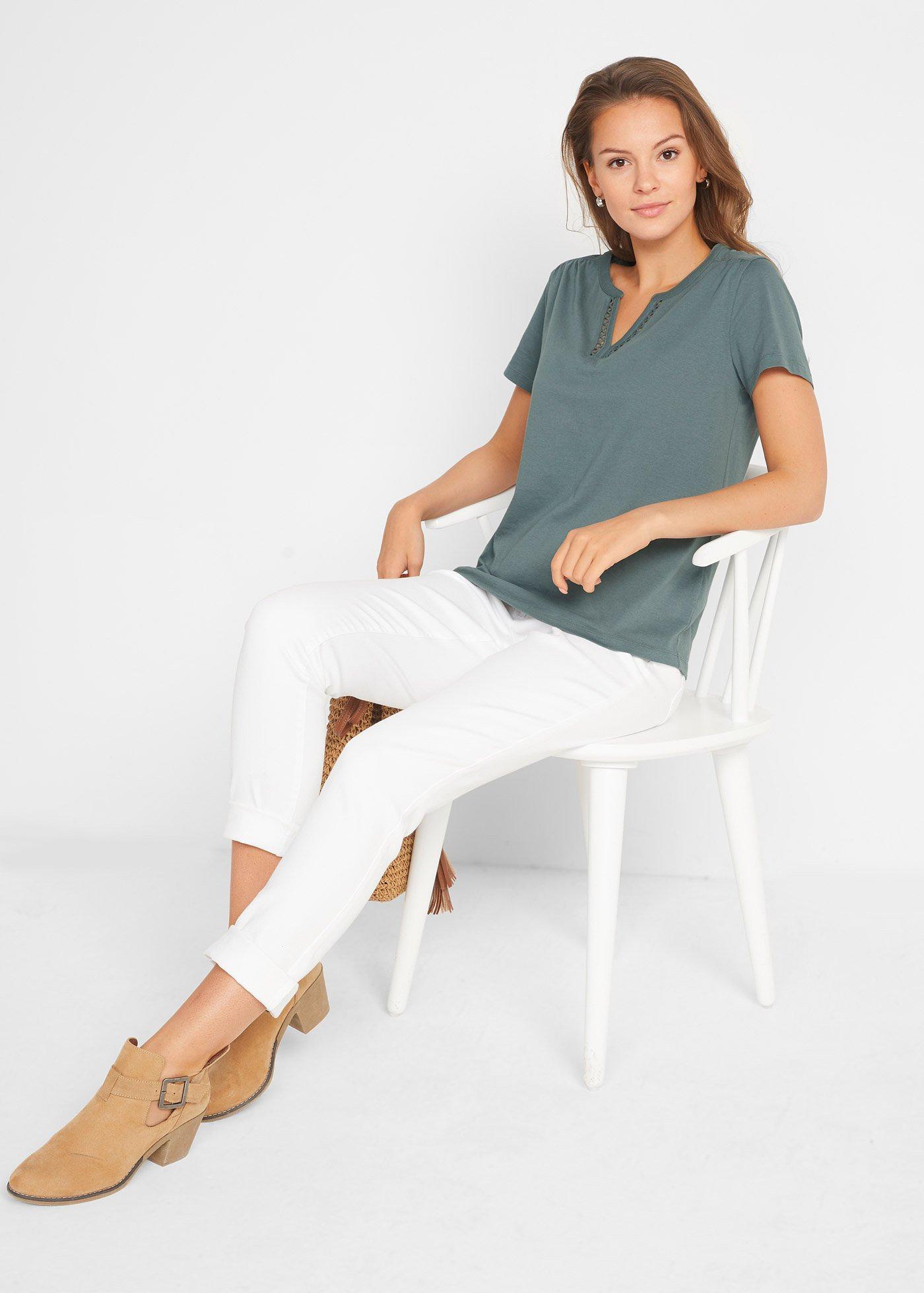 T-shirt z dekoracyjnym dekoltem - Bonprix