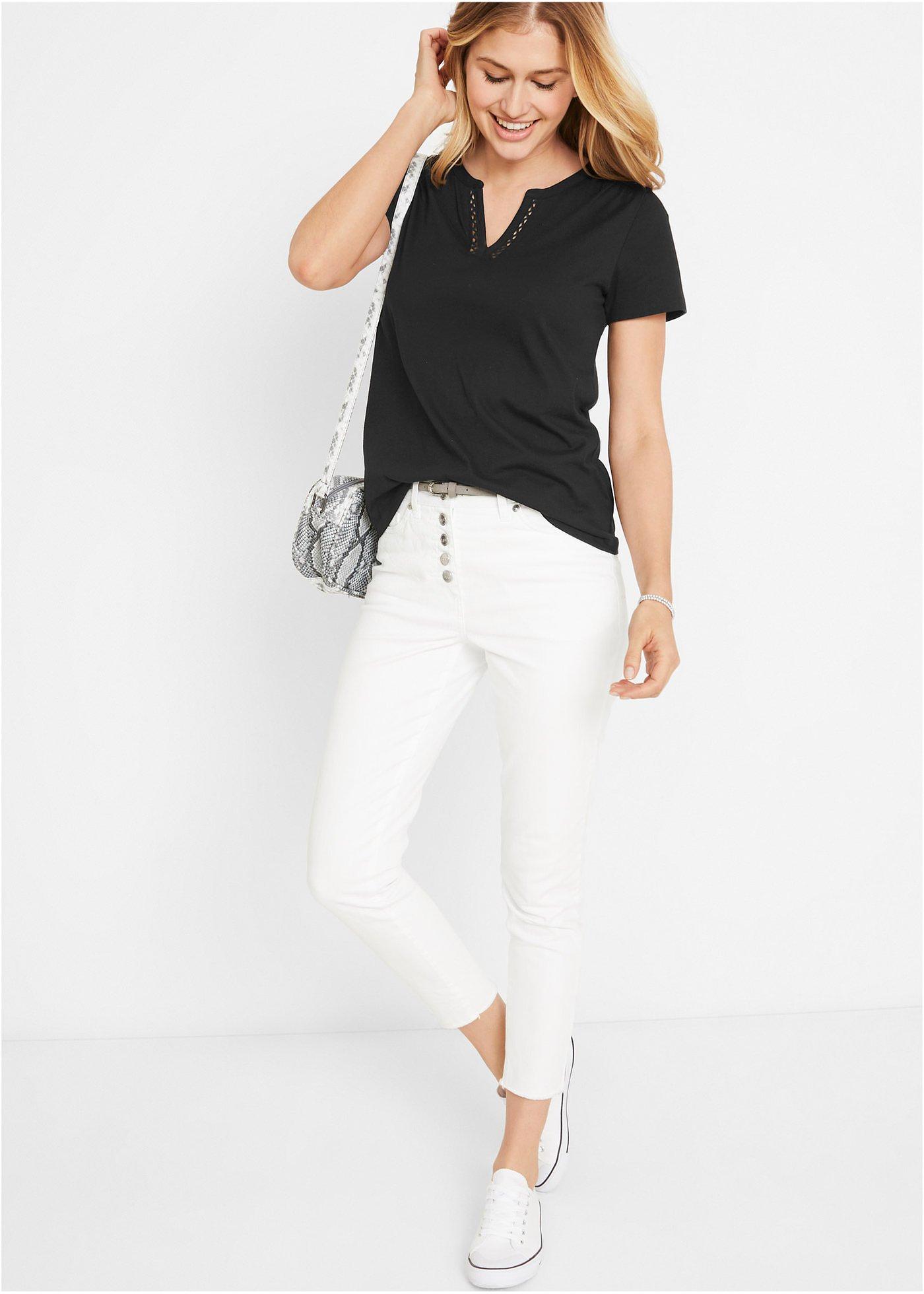 T-shirt z dekoracyjnym dekoltem - Bonprix