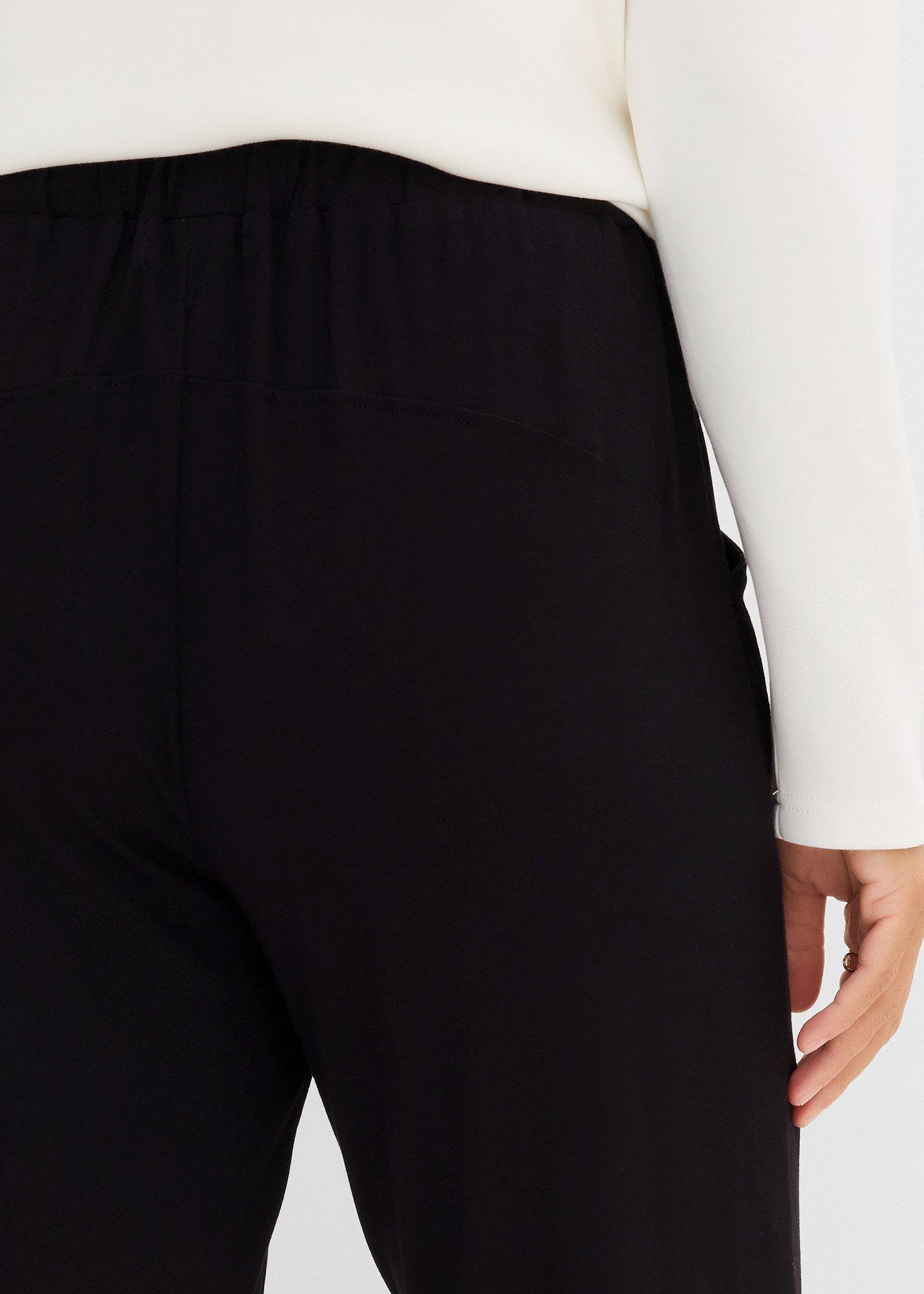 Spodnie sportowe ze zrównoważonej wiskozy, dł. 7/8 - Bonprix