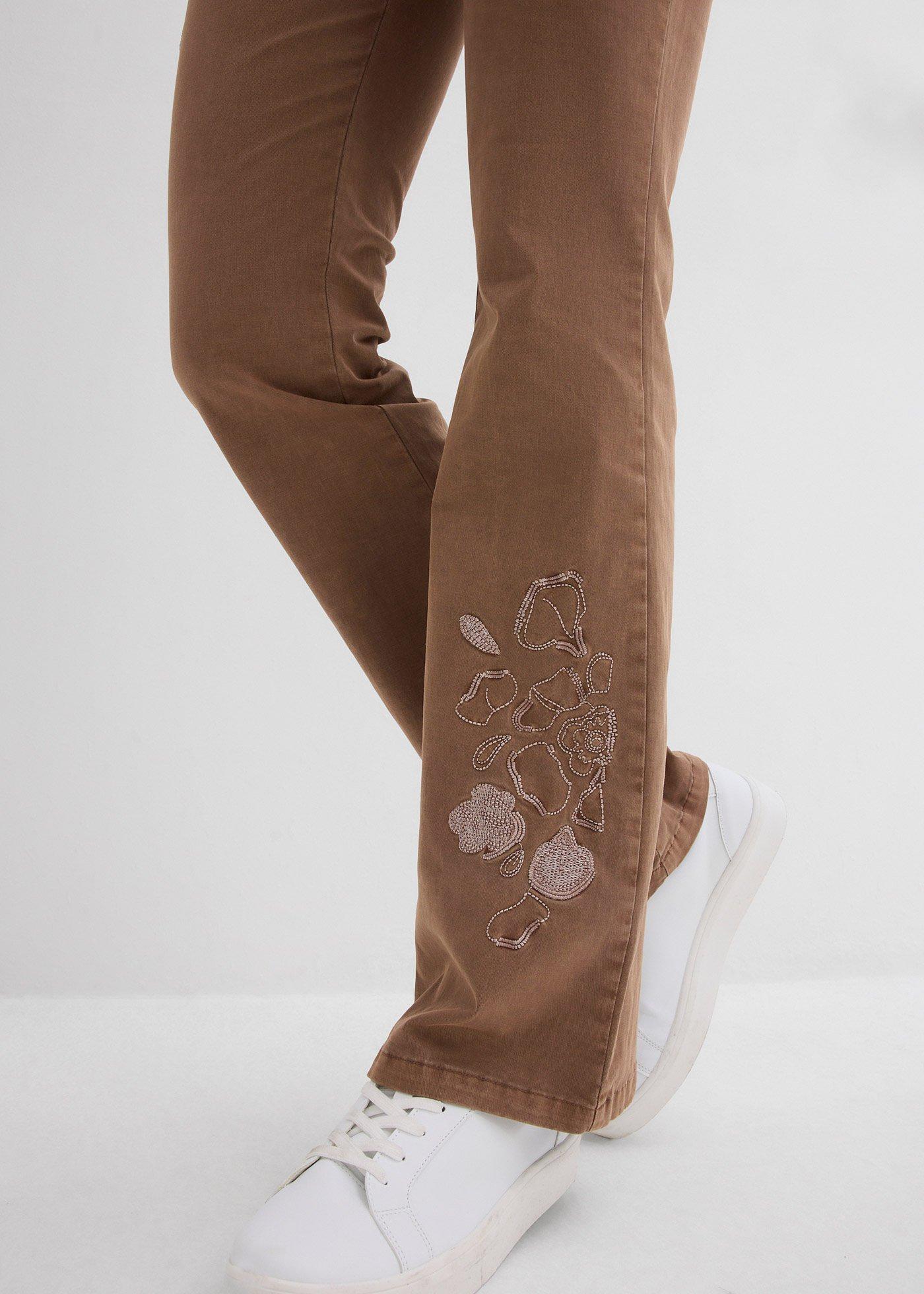 Jeansy bootcut z haftem, z elastycznej mieszanki bawełny - Bonprix