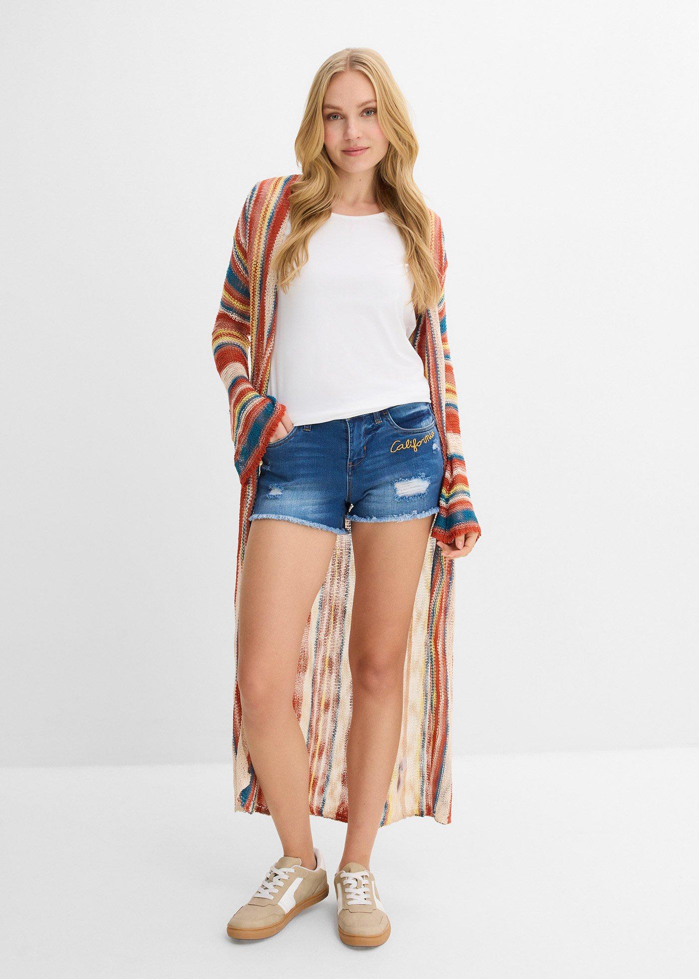 Szorty dżinsowe z haftem - Bonprix