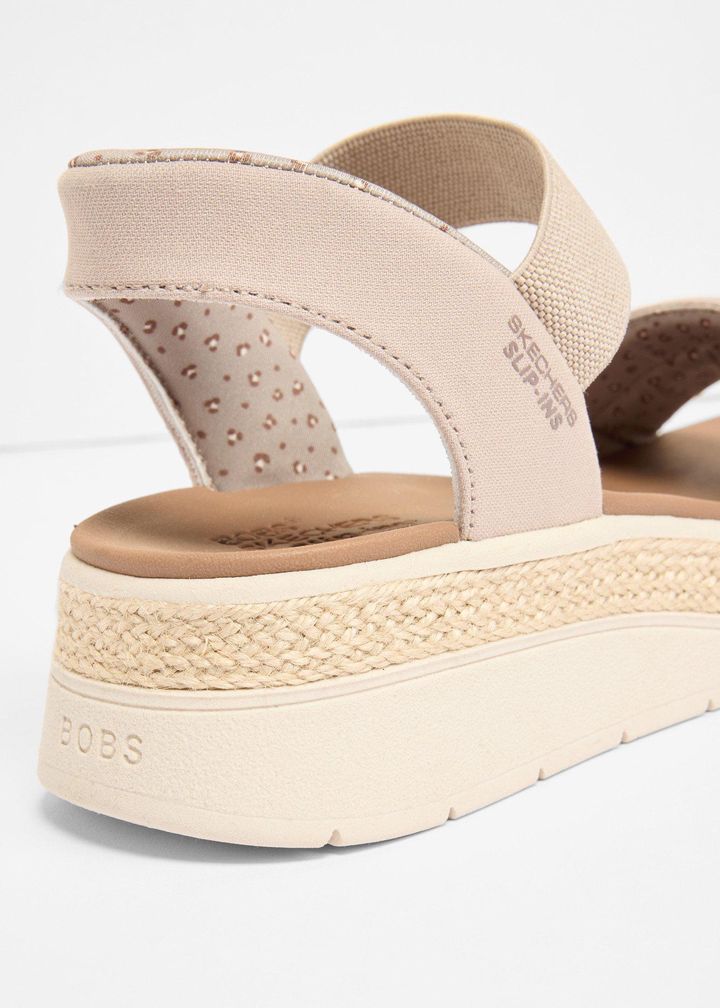 Wsuwane sandały na koturnie marki Skechers - Bonprix