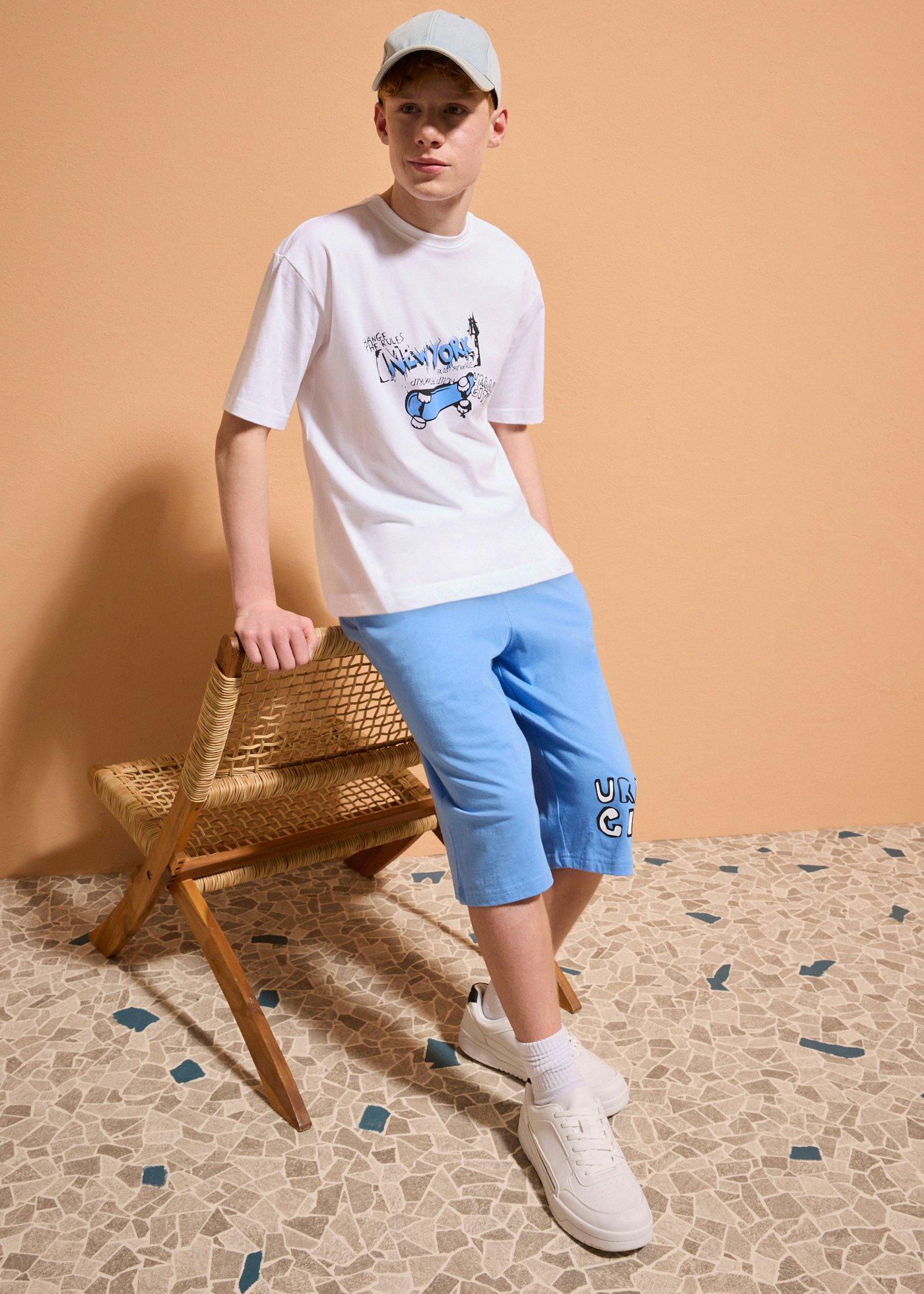 T-shirt i długie bermudy uszyte z czystej bawełny organicznej, loose fit (2 części) - Bonprix
