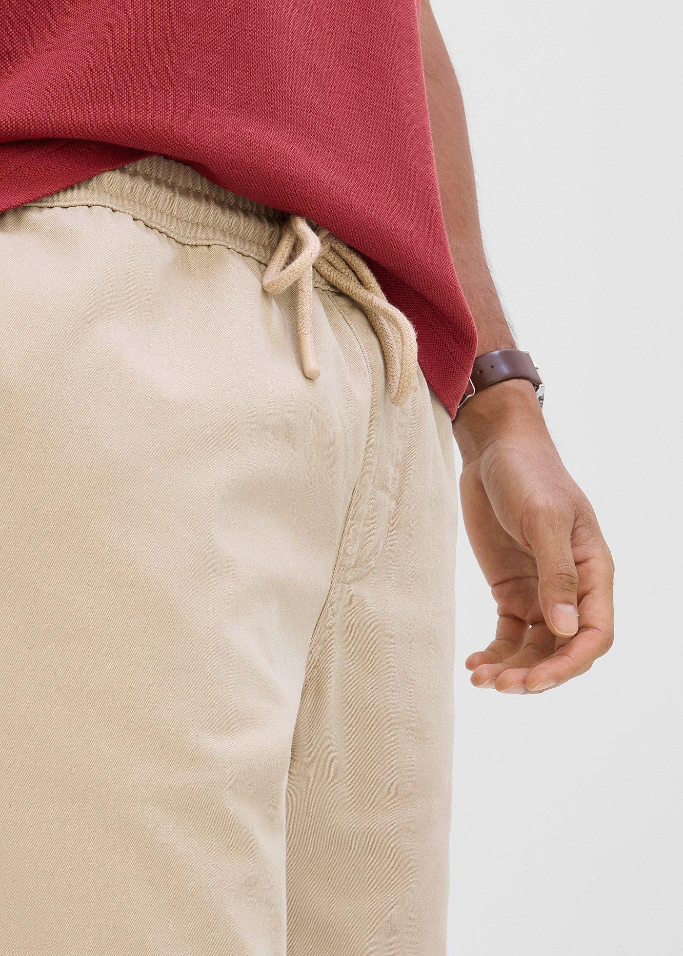 Szorty o kroju relaxed fit, z elastycznym pasem - Bonprix