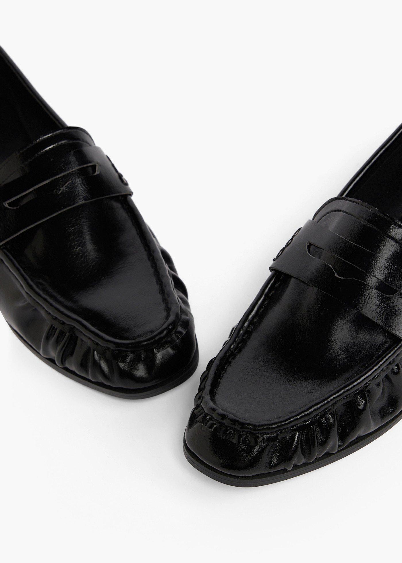 Loafersy z marszczeniem - Bonprix