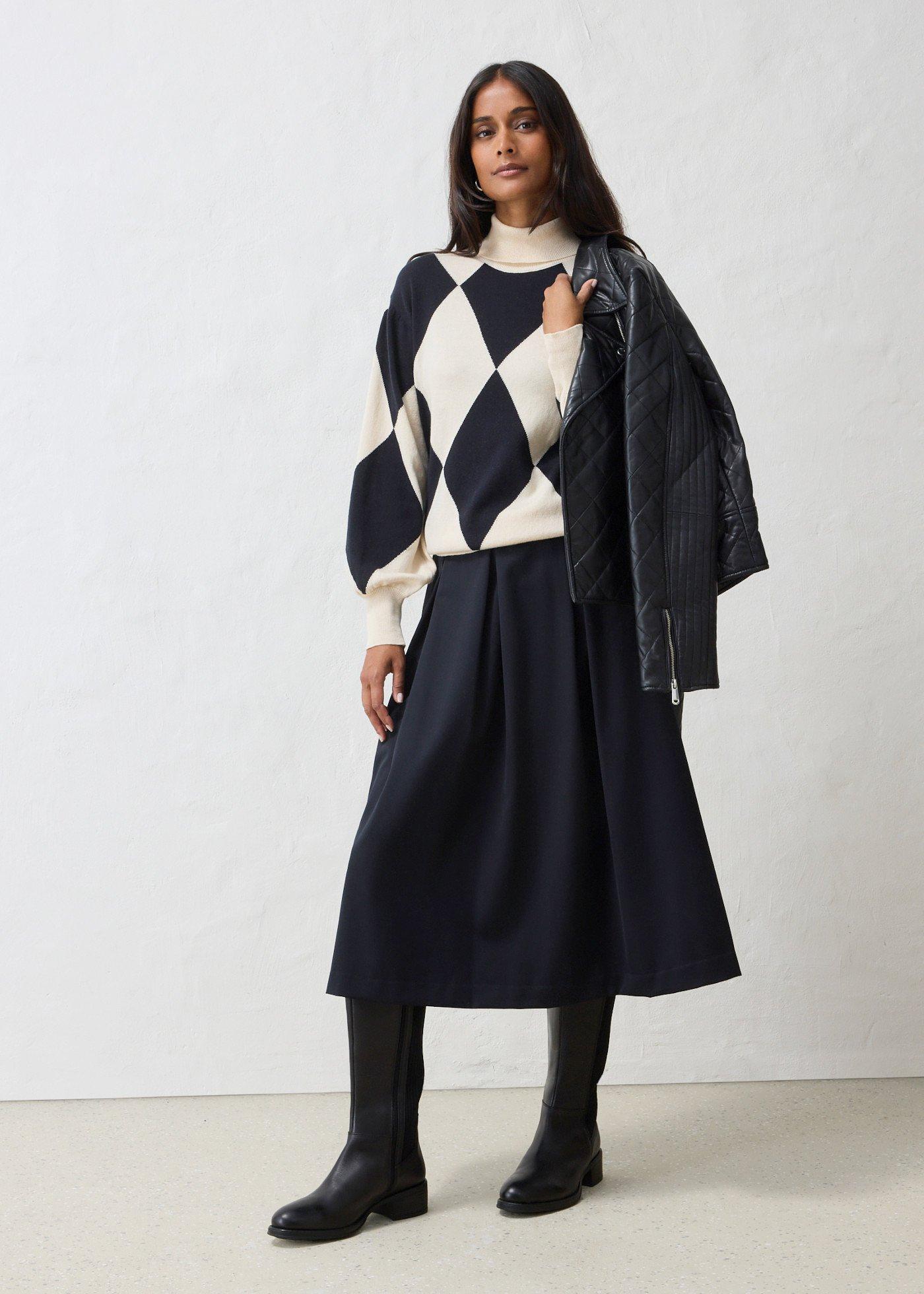 Sweter z cienkiej dzianiny z golfem - Bonprix