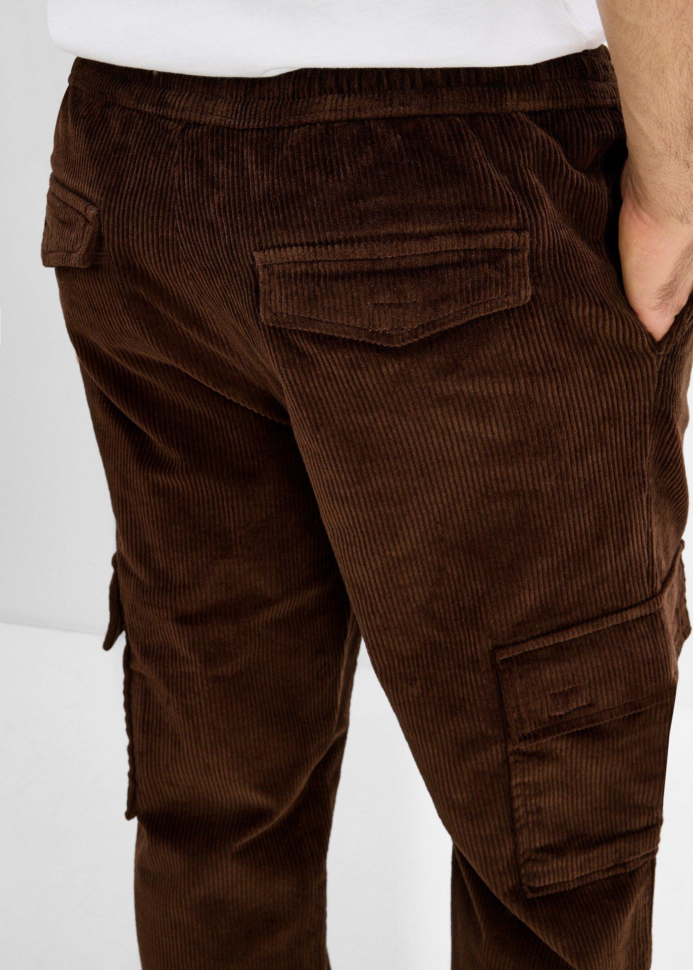 Spodnie z kieszeniami cargo regular fit z wygodnym pasem - Bonprix