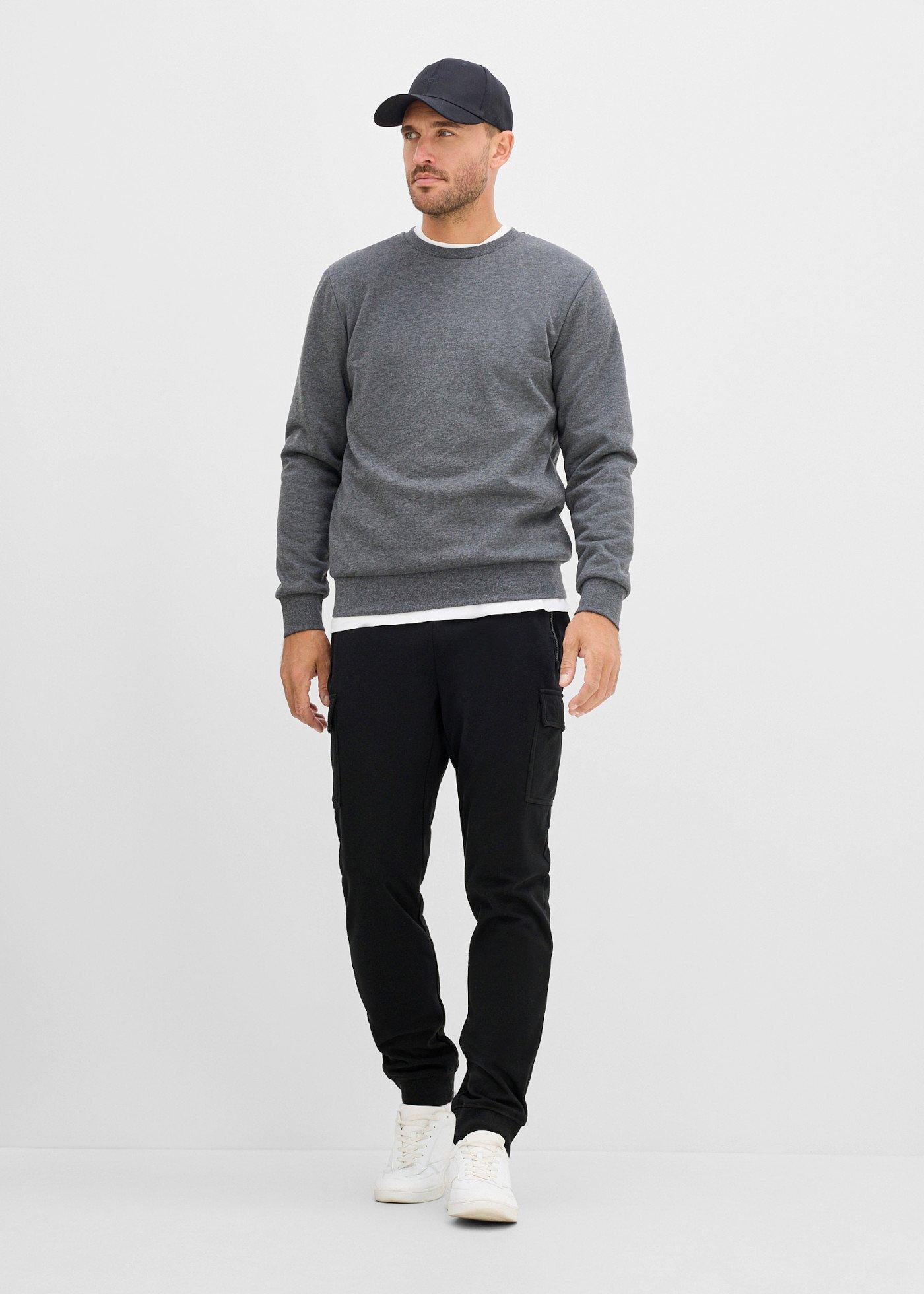 Termiczne spodnie dresowe cargo o kroju regular fit - Bonprix