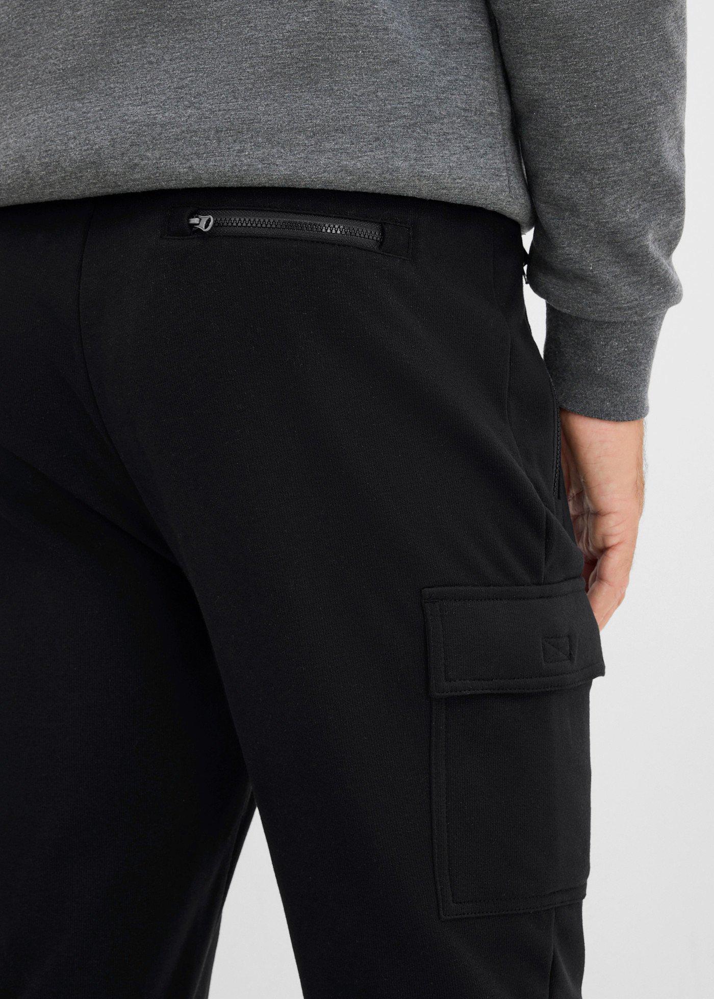 Termiczne spodnie dresowe cargo o kroju regular fit - Bonprix