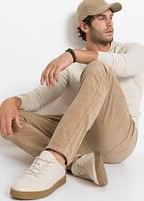 Slim Fit Stretch-Cordhose mit Komfortschnitt in braun (Detailaufnahme) - bonprix