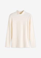 Figurbetontes Langarmshirt in weiß von vorne - bonprix