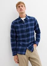 Optional[Flanell-Langarmhemd aus reiner Bio-Baumwolle in blau von vorne (im Anschnitt) - bonprix]