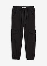 Thermo Regular Fit Cargohose mit Jerseyfutter in schwarz von vorne - bonprix