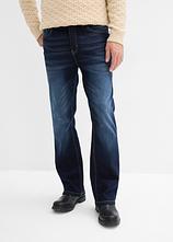 Classic Fit Stretch-Jeans mit Bequembund, Bootcut in blau von vorne - bonprix