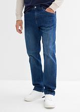 Relaxed Fit Stretch-Jeans mit Bio-Baumwolle, Straight in blau von vorne - bonprix
