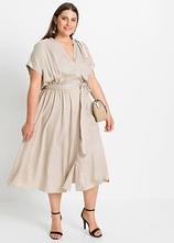 Hemdblusenkleid aus fließender Viskose in beige im Look von vorne (Totalaufnahme) - bonprix