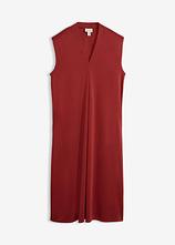 Jerseykleid aus Viskose-Mix mit Schulterpolster in rot von vorne - bonprix