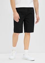 Schlupf-Bermuda aus reiner Baumwolle in Regular Fit in schwarz von vorne - bonprix