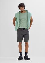 Sweat-Bermuda in Regular Fit in grau im Look (Totalaufnahme) - bonprix