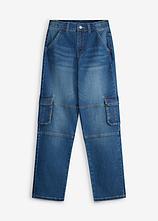Loose-Fit-Cargojeans mit verstellbarem Bund, Straight in blau von vorne - bonprix