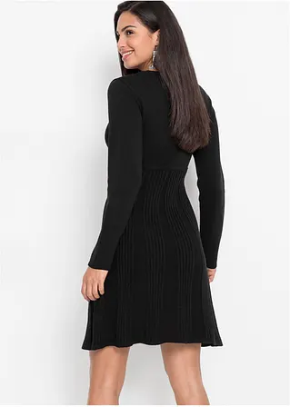 Strickkleid in schwarz von hinten (Totalaufnahme) - bonprix