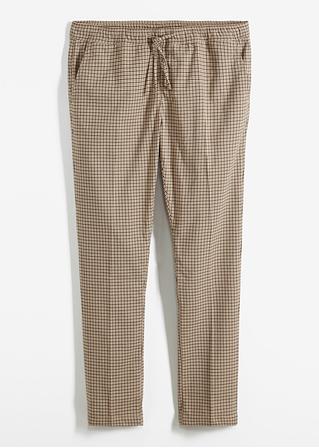 Slim Fit Chino-Schlupfhose mit recyceltem Polyester, Straight in braun von vorne - RAINBOW
