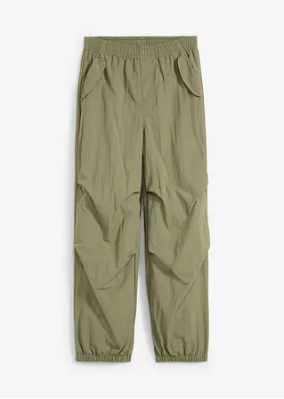 Mädchen Schlupfhose gefüttert, Loose Fit in grün von vorne - bonprix