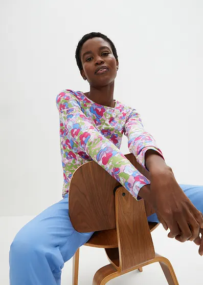 Футболка Bonprix Langarmshirt mit Blumenprint