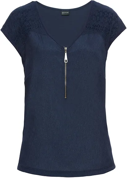 Shirt mit Spitzeneinsatz in blau von vorne - bonprix
