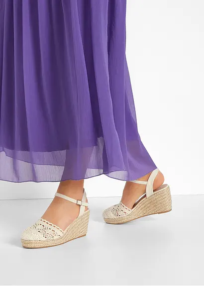 Keilpumps in beige - bonprix