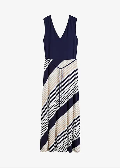 Maxikleid aus softem Viskose-Mix in blau von vorne - bonprix