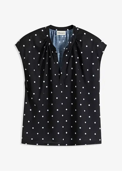Kurzarmshirt mit Henley-Ausschnitt aus Viskosemix in schwarz von vorne - bonprix