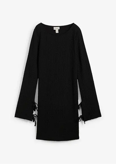 Minikleid aus strukturiertem Crêpe in schwarz von vorne - bonprix