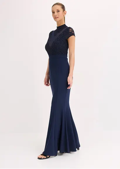 Maxikleid mit Spitze und Mesh in blau von vorne (Totalaufnahme) - bonprix