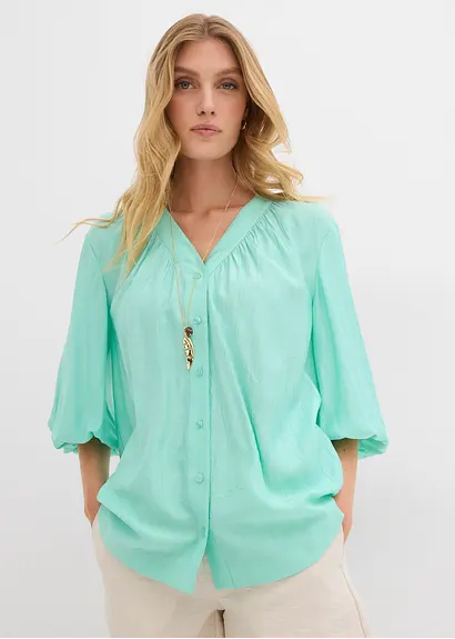 Oversize-Bluse aus softem Viskose-Mix in grün von vorne (im Anschnitt) - bonprix