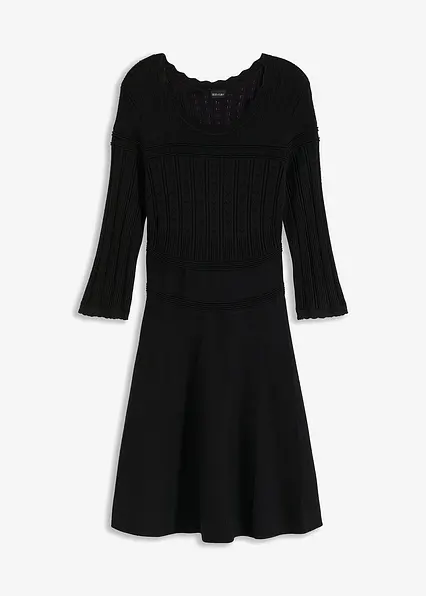 Strickkleid mit Ajourmuster in schwarz von vorne - bonprix