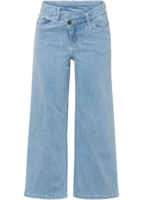 Weite verkürzte Jeans mit schrägem Bund aus Bio-Baumwolle in blau von vorne - RAINBOW