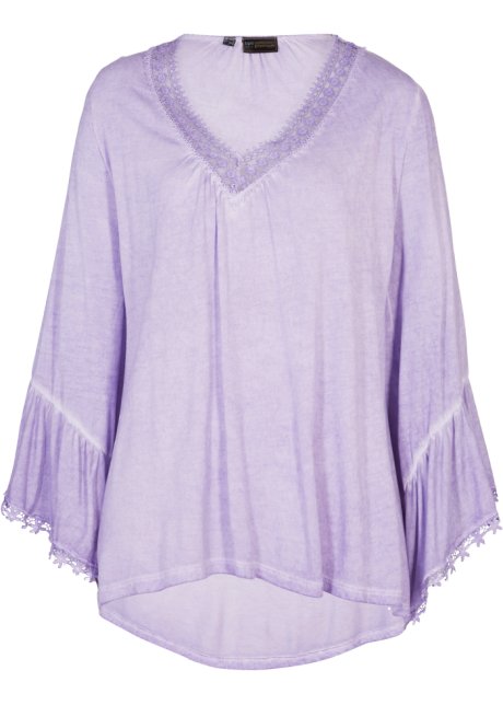 Shirt-Tunika mit Spitze in lila von vorne - bpc selection