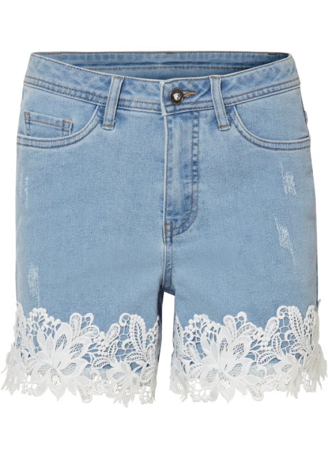 Jeans-Shorts mit Spitze in blau von vorne - BODYFLIRT