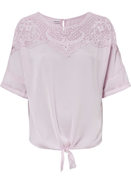Bluse mit Spitze in lila von vorne - BODYFLIRT