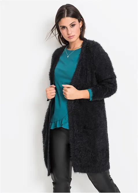 Longstrickjacke in Flauschoptik in schwarz von vorne (im Anschnitt) - bonprix