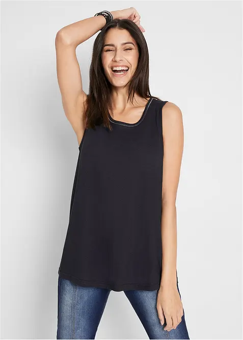 Long-Top aus softem Viskose-Mix in schwarz von vorne (im Anschnitt) - bonprix