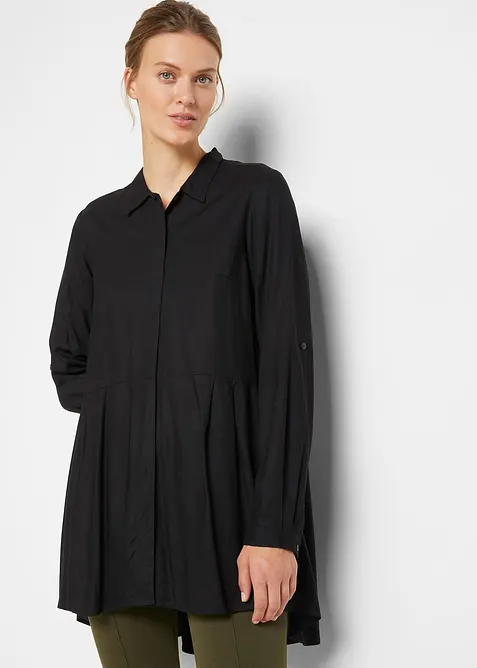 Vokuhila-Bluse aus fließender Viskose in schwarz von vorne (im Anschnitt) - bonprix