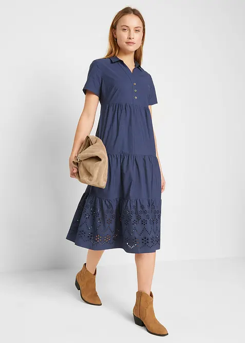Tunika-Kleid aus reiner Baumwolle mit Lochstickerei in blau im Look von vorne (Totalaufnahme) - bonprix