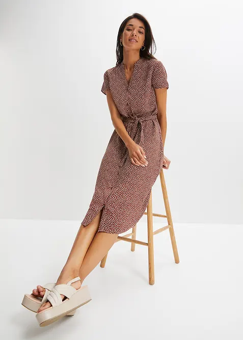 Blusenkleid mit Pünktchen in braun im Look von vorne (Totalaufnahme) - bonprix
