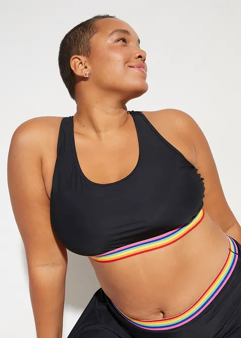 Bustier-Bikinioberteil in schwarz von vorne (im Anschnitt) - bonprix