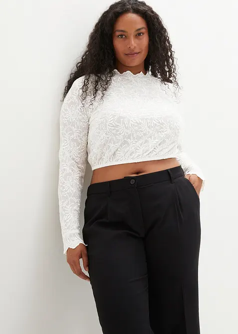 Spitze-Dirndlbluse, langarm in weiß von vorne (im Anschnitt) - bonprix