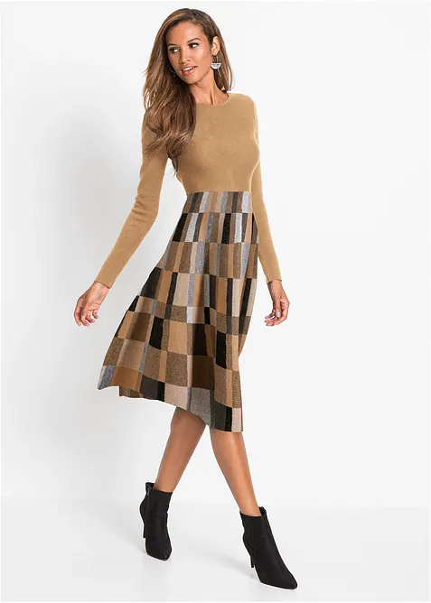 Ausgestelltes Jacquard-Strickkleid in braun im Look von vorne (Totalaufnahme) - bonprix
