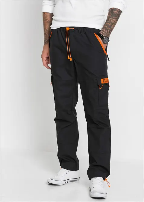 Relaxed Fit Schlupf-Cargohose, Straight in schwarz von vorne - bonprix